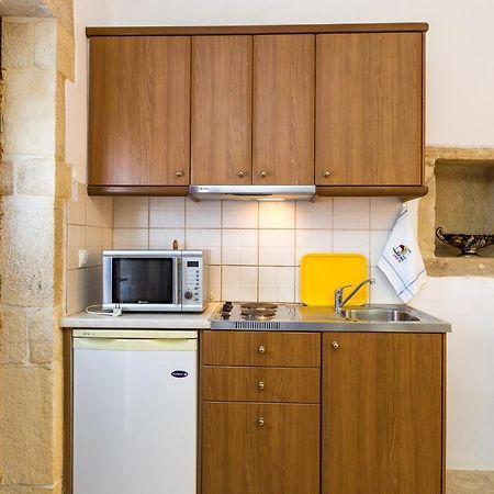 Enastron Guest House Ретимно Екстериор снимка