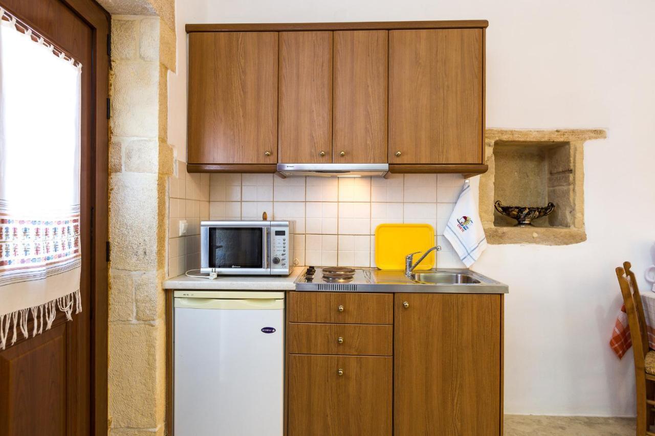 Enastron Guest House Ретимно Екстериор снимка
