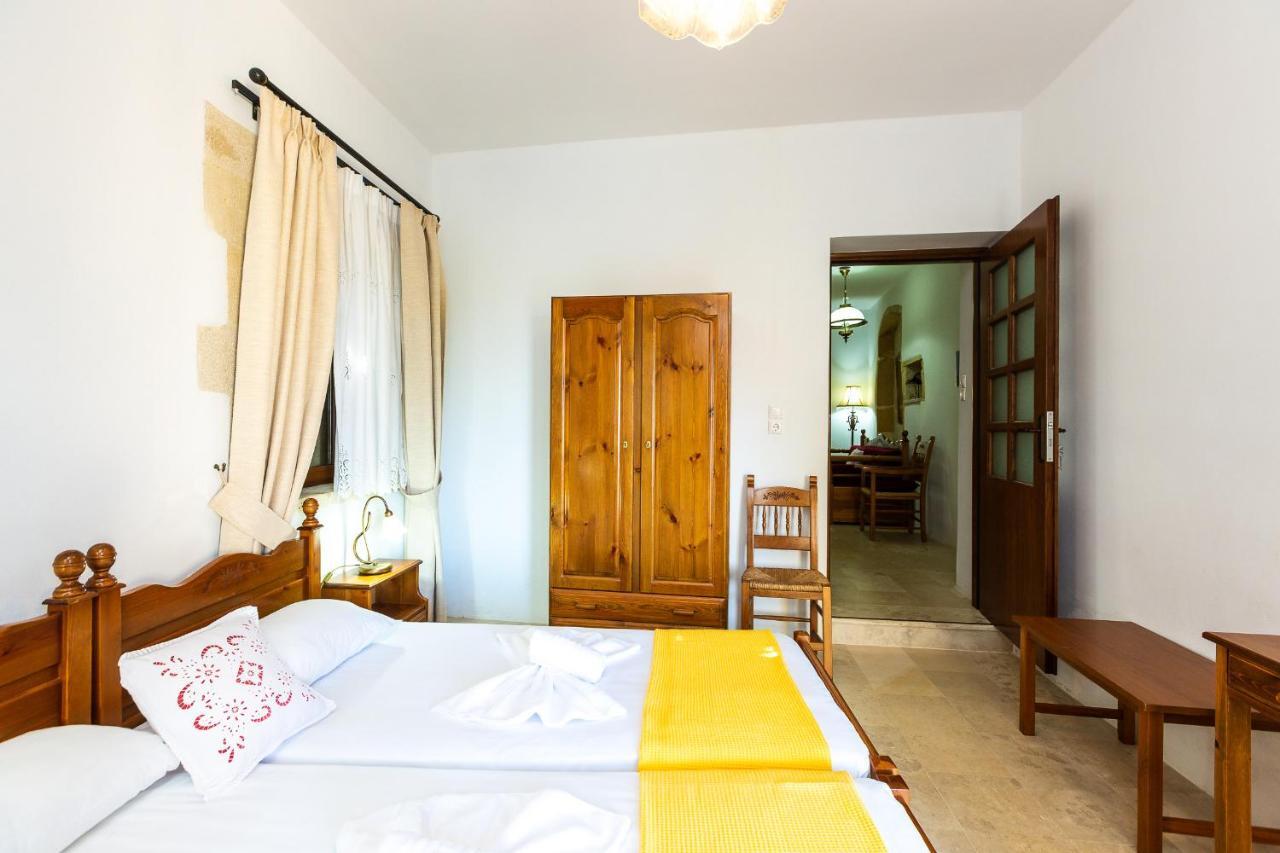 Enastron Guest House Ретимно Екстериор снимка