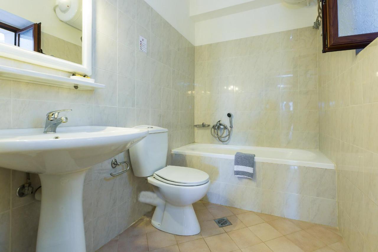 Enastron Guest House Ретимно Екстериор снимка
