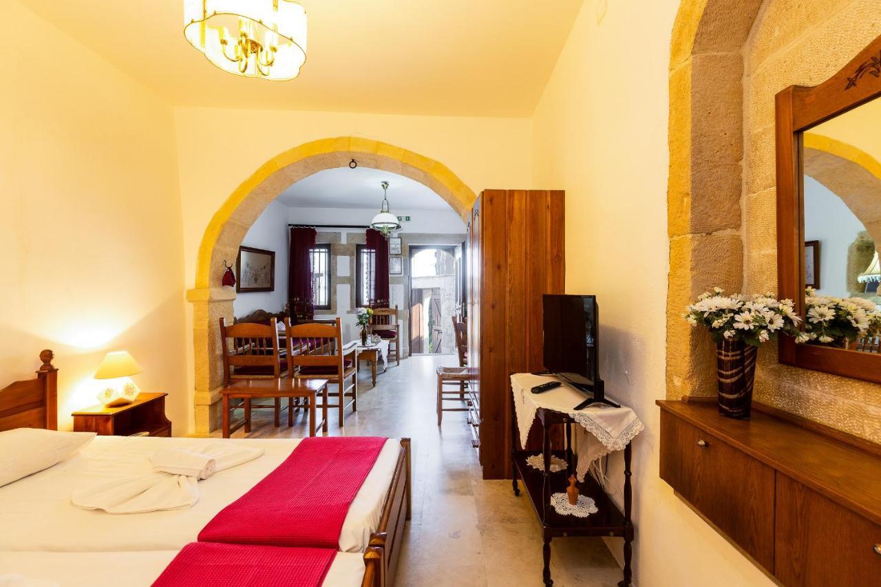 Enastron Guest House Ретимно Екстериор снимка