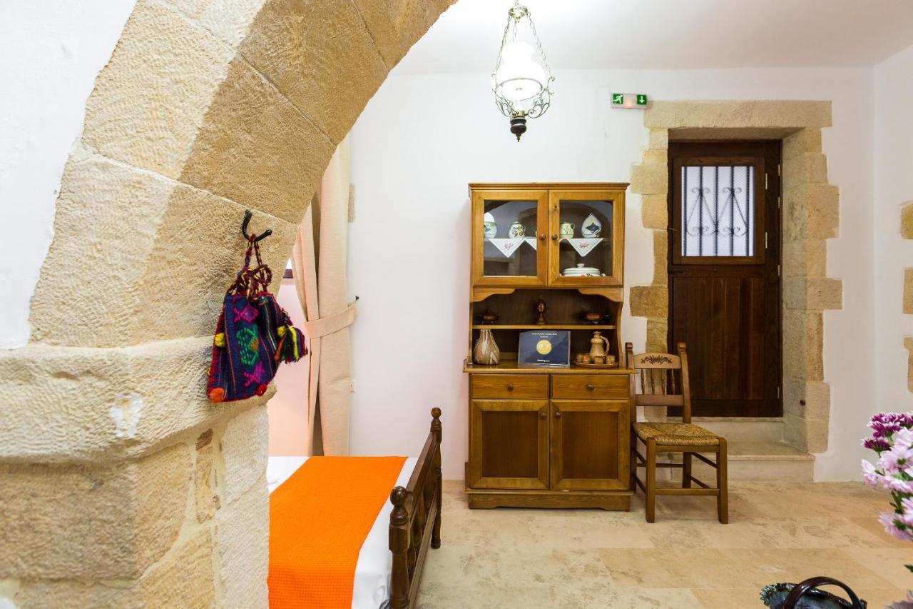 Enastron Guest House Ретимно Екстериор снимка